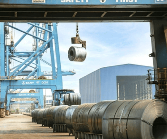 Những yếu tố ảnh hưởng đến giá thép xây dựng tại Việt Nam